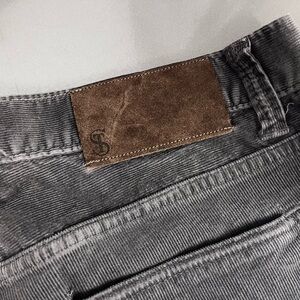 Todd Snyder dark grey thin wale corduroy men’s pants. 32w 30i